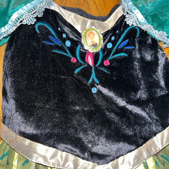 Frozen Princess Anna Costume - Picture 3 of 4